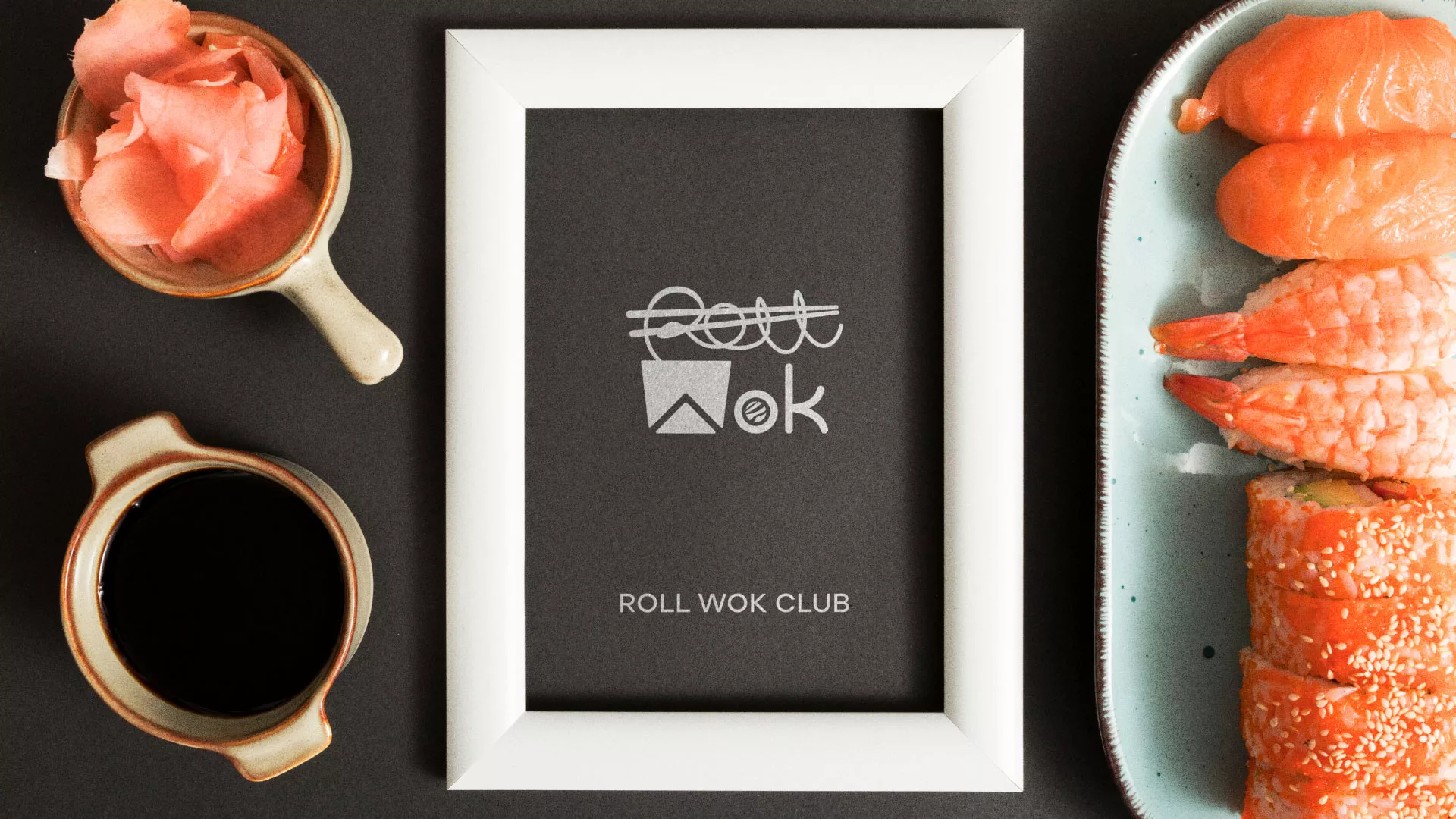 Разработка логотипа суши-бара «Roll Wok Club» в Элисте